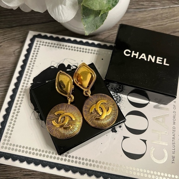 Chanel Vintage Gold Embossed CC Drop Clip-On Earrings - Picture 1 of 9